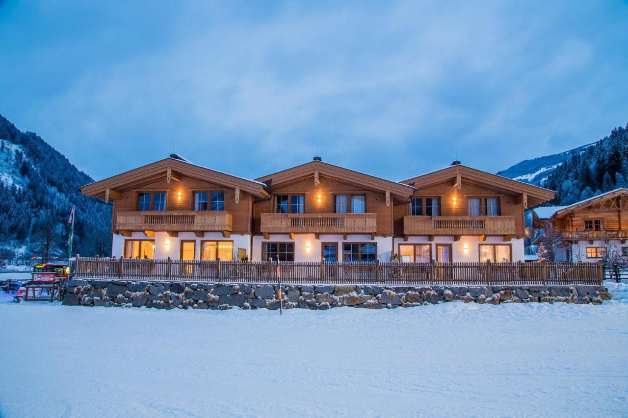 Chalets Hotter - Ferienhaus Mit E-Ladestation Zell am Ziller Exterior photo
